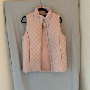 Banana Republic Puffer Vest